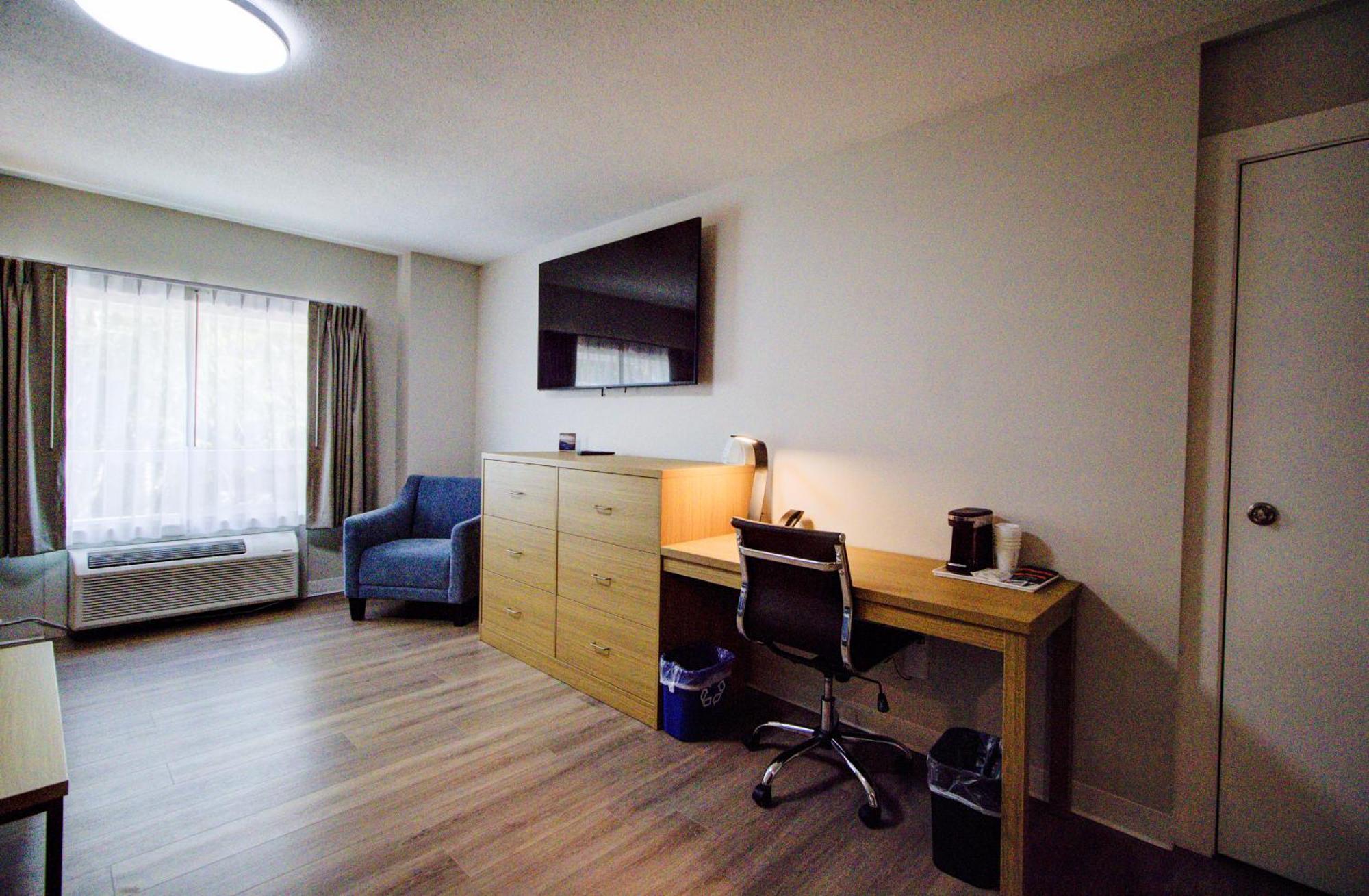 Baymont By Wyndham Gold River エクステリア 写真