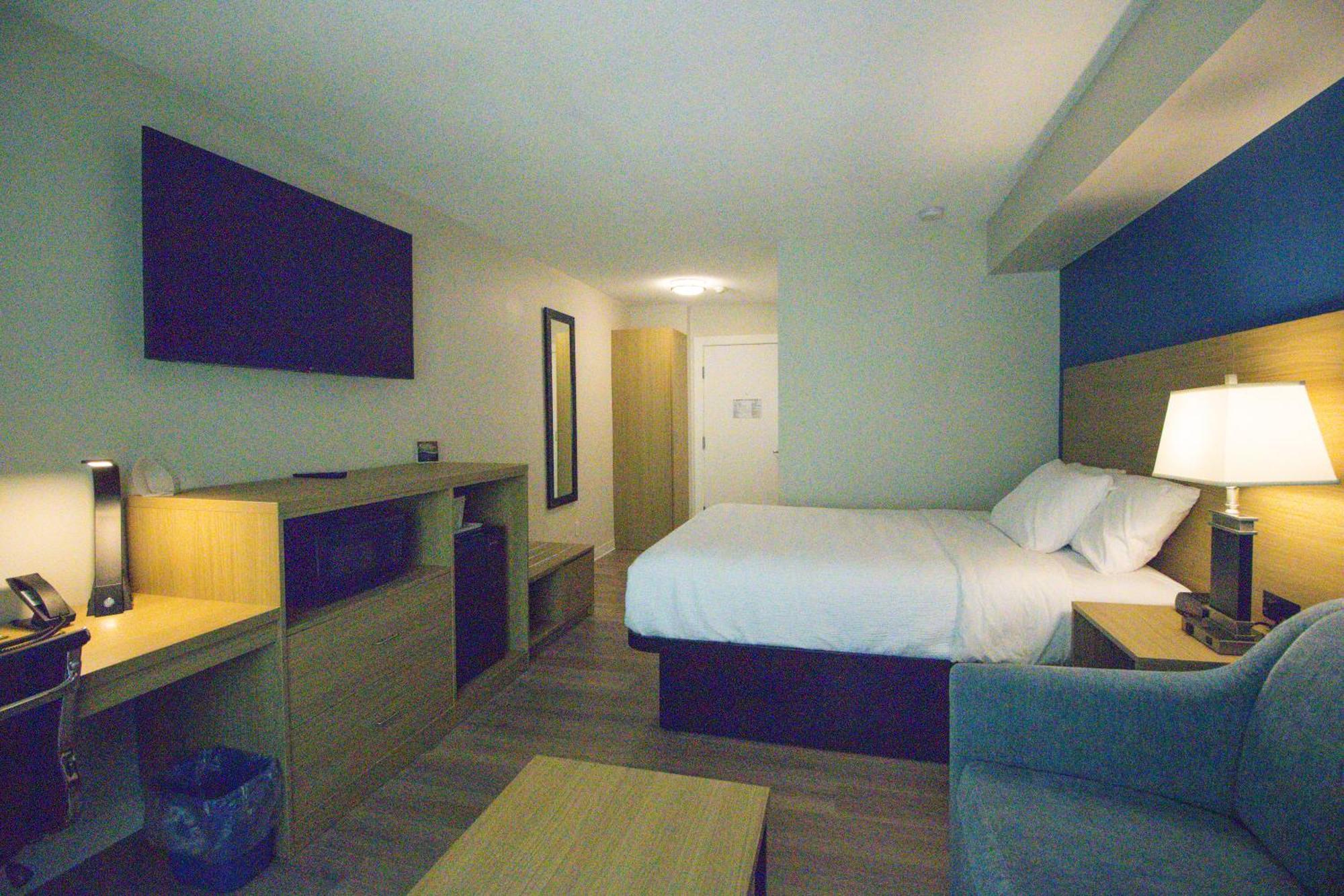 Baymont By Wyndham Gold River エクステリア 写真
