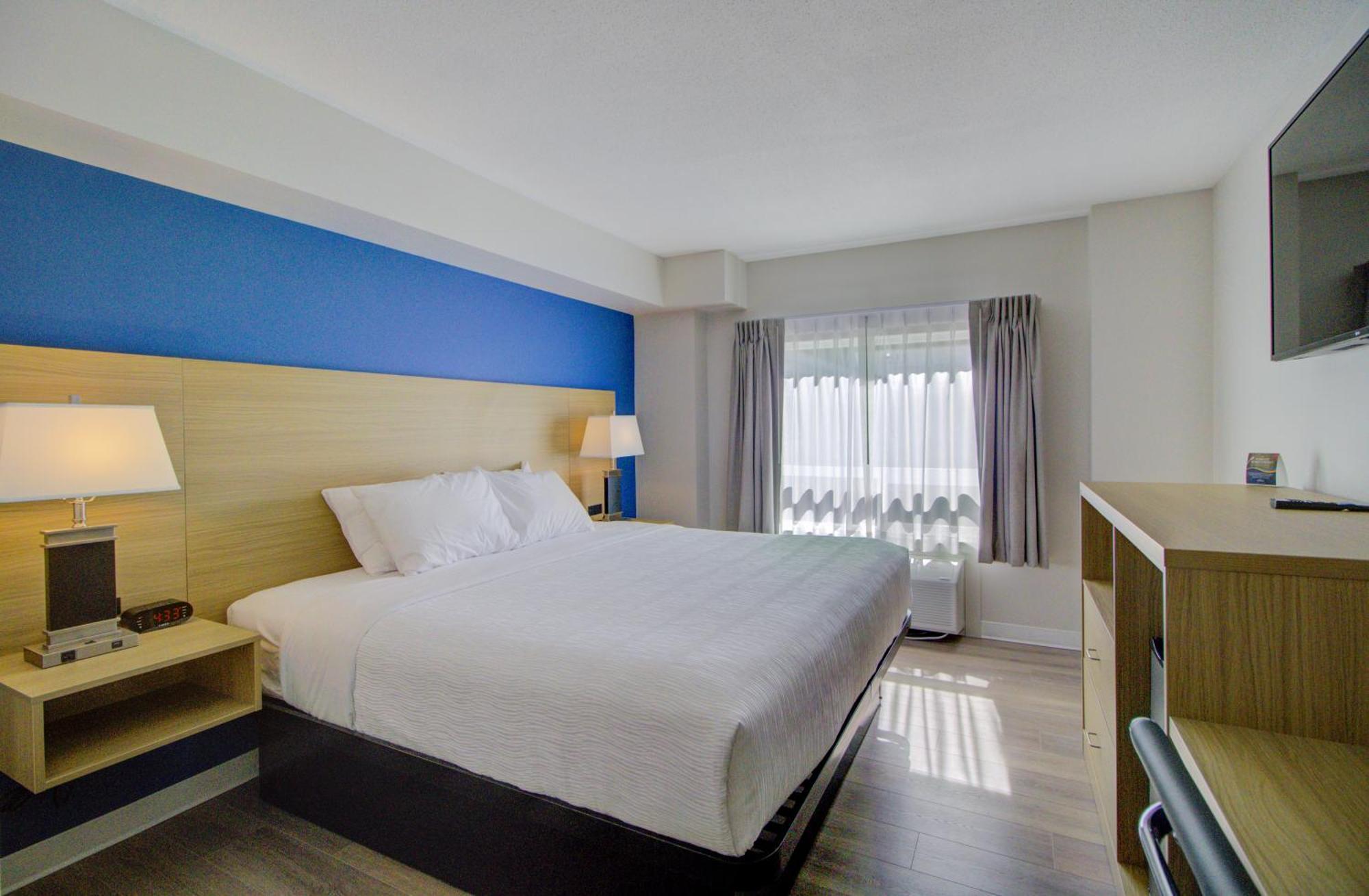 Baymont By Wyndham Gold River エクステリア 写真